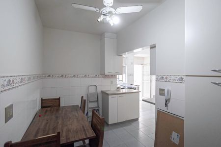 Apartamento para alugar com 132m², 4 quartos e 2 vagas Apartamento para alugar com 132m², 4 quartos e 2 vagasCozinha