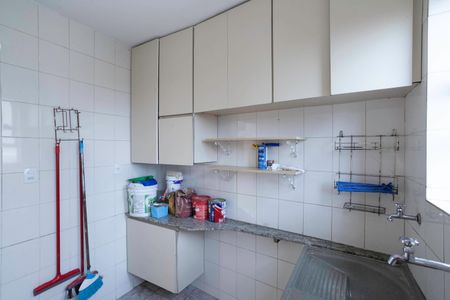 Apartamento para alugar com 132m², 4 quartos e 2 vagas Apartamento para alugar com 132m², 4 quartos e 2 vagasLavanderia