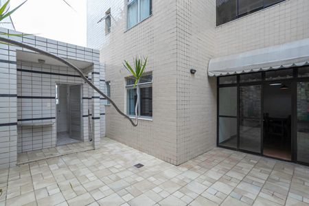 Apartamento para alugar com 132m², 4 quartos e 2 vagas Apartamento para alugar com 132m², 4 quartos e 2 vagasÁrea privativa