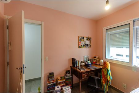 Apartamento à venda com 89m², 3 quartos e 1 vagaQuarto 2