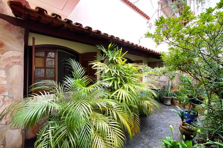 Varanda da Sala de casa à venda com 3 quartos, 239m² em Sagrada Família, Belo Horizonte