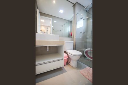 Apartamento à venda com 104m², 2 quartos e 2 vagasBanheiro da Suíte 2