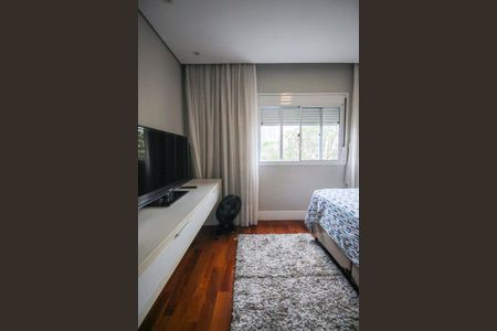 Apartamento à venda com 104m², 2 quartos e 2 vagasSuíte