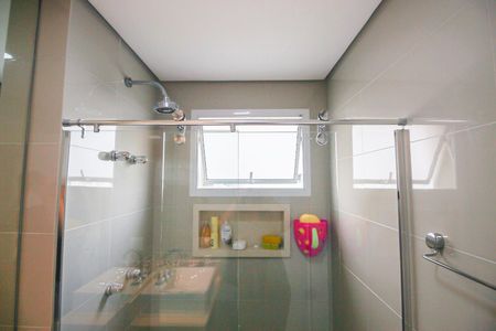 Apartamento à venda com 104m², 2 quartos e 2 vagasBanheiro da Suíte 2