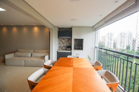 Apartamento à venda com 104m², 2 quartos e 2 vagasVaranda da Sala