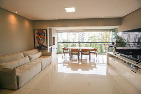 Apartamento à venda com 104m², 2 quartos e 2 vagasSala