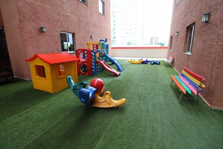 Apartamento para alugar com 82m², 3 quartos e 2 vagasÁrea comum - Playground
