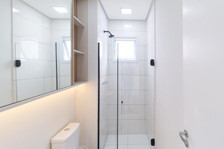 Apartamento para alugar com 46m², 2 quartos e 1 vaga Apartamento para alugar com 46m², 2 quartos e 1 vagaBanheiro