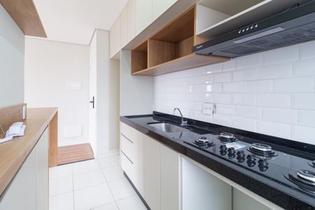 Apartamento para alugar com 46m², 2 quartos e 1 vaga Apartamento para alugar com 46m², 2 quartos e 1 vagaCozinha e área de serviço