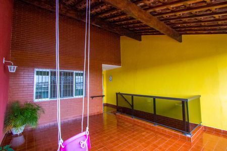 Casa para alugar com 132m², 2 quartos e 1 vagaVaranda frontal