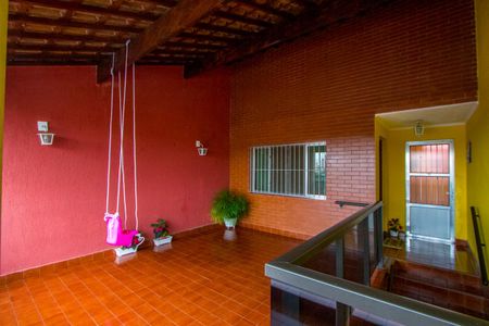 Casa para alugar com 132m², 2 quartos e 1 vagaVaranda frontal