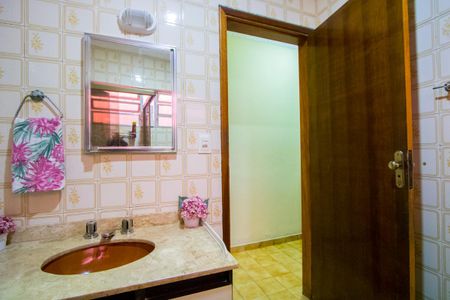 Casa para alugar com 132m², 2 quartos e 1 vagaBanheiro