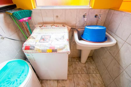 Casa para alugar com 132m², 2 quartos e 1 vagaÁrea de serviço