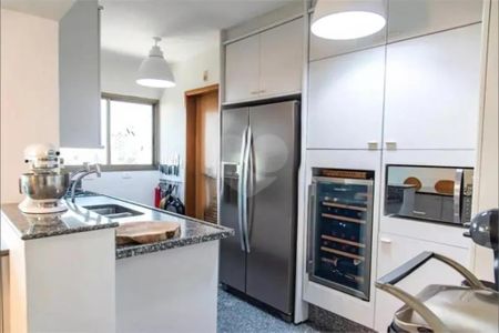 Apartamento à venda com 320m², 4 quartos e 3 vagas Apartamento à venda com 320m², 4 quartos e 3 vagasFoto 14