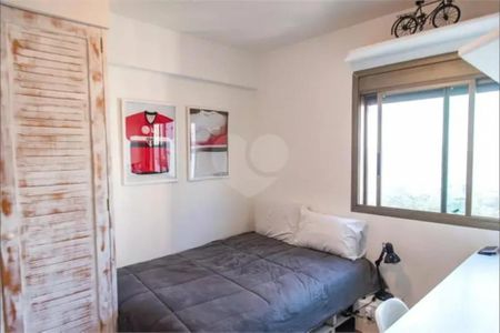 Apartamento à venda com 320m², 4 quartos e 3 vagas Apartamento à venda com 320m², 4 quartos e 3 vagasFoto 10