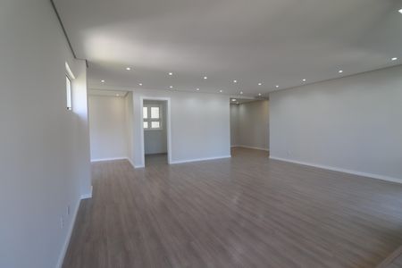 Sala de apartamento à venda com 3 quartos, 131m² em Vila Rosa, Novo Hamburgo