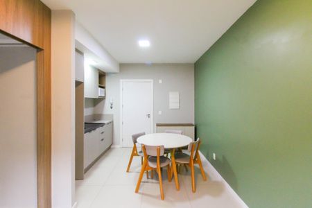 Sala/Cozinha de apartamento para alugar com 1 quarto, 38m² em Marechal Rondon, Canoas