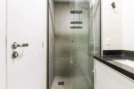 Apartamento para alugar com 38m², 1 quarto e sem vaga Apartamento para alugar com 38m², 1 quarto e sem vagaBanheiro da Suíte