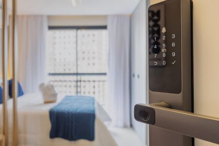 Studio para alugar com 26m², 1 quarto e sem vaga Studio para alugar com 26m², 1 quarto e sem vagaFechadura