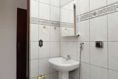Casa para alugar com 150m², 4 quartos e 1 vagaBanheiro 1- Suíte