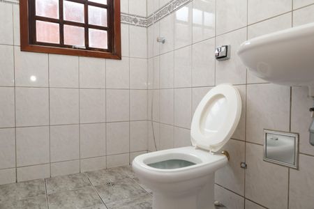 Casa para alugar com 150m², 4 quartos e 1 vagaBanheiro 2