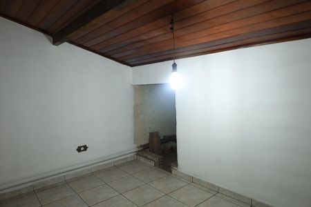 Casa para alugar com 150m², 4 quartos e 1 vagaSótão