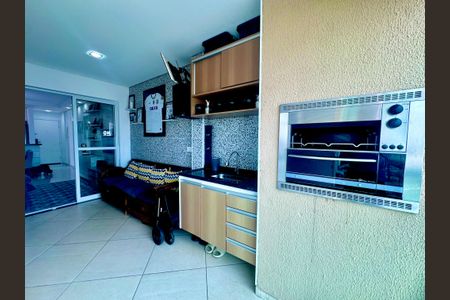 Apartamento à venda com 77m², 3 quartos e 2 vagasVaranda gourmet