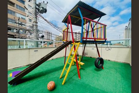 Apartamento à venda com 77m², 3 quartos e 2 vagasÁrea comum - Playground