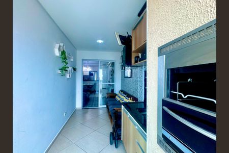 Apartamento à venda com 77m², 3 quartos e 2 vagasVaranda gourmet