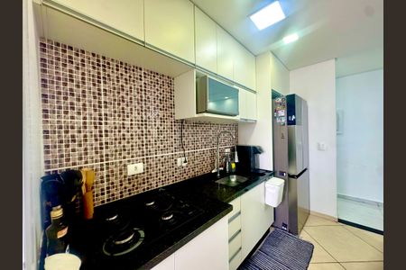Apartamento à venda com 77m², 3 quartos e 2 vagasCozinha