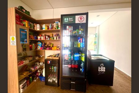 Apartamento à venda com 77m², 3 quartos e 2 vagasMini mercado