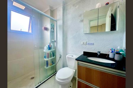 Apartamento à venda com 77m², 3 quartos e 2 vagasBanheiro 2