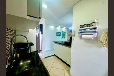 Apartamento à venda com 77m², 3 quartos e 2 vagasCozinha