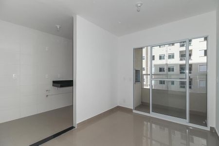 Sala / cozinha de apartamento para alugar com 2 quartos, 44m² em Costa E Silva, Porto Alegre
