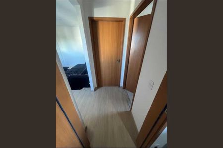 Corredor de apartamento para alugar com 2 quartos, 46m² em Taquara, Rio de Janeiro