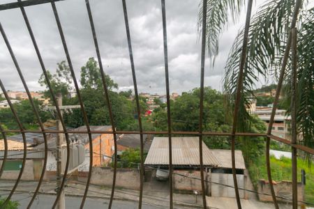 Apartamento à venda com 2 quartos, 48m² em Heliópolis, Belo Horizonte