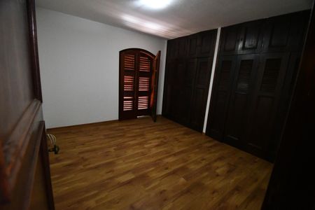 Casa para alugar com 300m², 3 quartos e 6 vagasQuarto 2