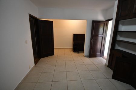 Sala 2 de casa para alugar com 4 quartos, 300m² em Cidade Universitária, Campinas