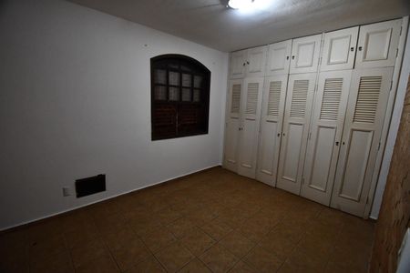 Casa para alugar com 300m², 3 quartos e 6 vagasQuarto 1