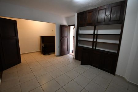 Casa para alugar com 300m², 3 quartos e 6 vagasSala 2