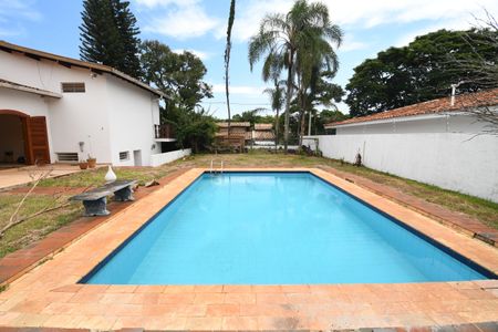 Casa para alugar com 300m², 3 quartos e 6 vagasPiscina