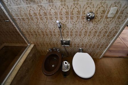 Casa para alugar com 300m², 3 quartos e 6 vagasBanheiro Suíte