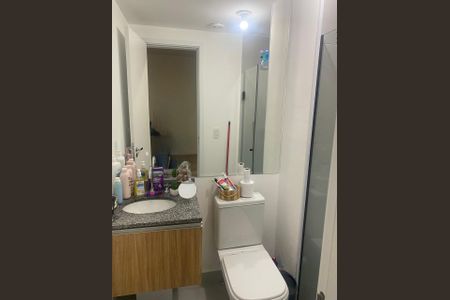 Banheiro de kitnet/studio para alugar com 1 quarto, 29m² em Vila Santa Catarina, São Paulo