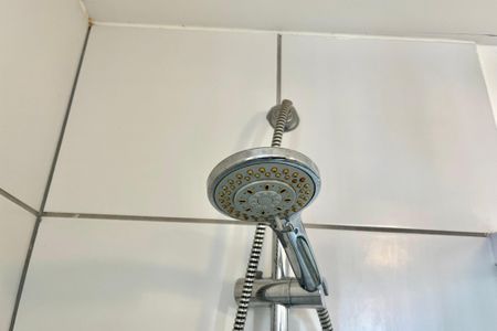 Apartamento à venda com 66m², 3 quartos e 1 vaga Apartamento à venda com 66m², 3 quartos e 1 vagaBanheiro da Suíte