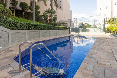 Apartamento à venda com 68m², 2 quartos e 1 vagaPiscina