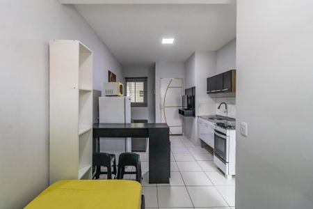 Quarto de kitnet/studio para alugar com 1 quarto, 25m² em Parque Viana, Barueri