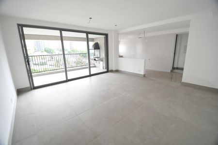Sala de apartamento à venda com 3 quartos, 139m² em Cambuí, Campinas