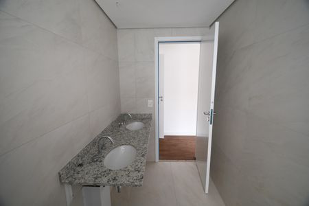 Apartamento à venda com 139m², 3 quartos e 2 vagasBanheiro Suíte