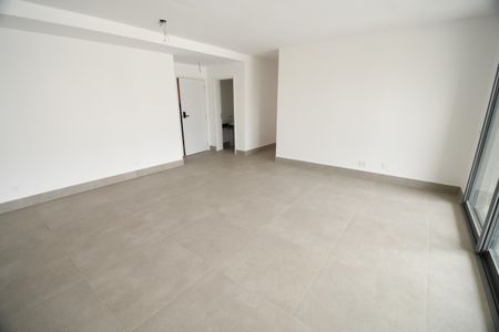 Sala de apartamento à venda com 3 quartos, 139m² em Cambuí, Campinas