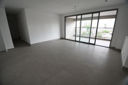 Sala de apartamento à venda com 3 quartos, 139m² em Cambuí, Campinas